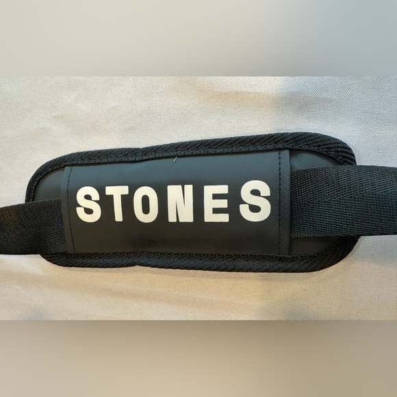 Rolling Stones 2019 No Filter Tour VIP Insulated Cooler Tote Bag - Picture 7 of 13